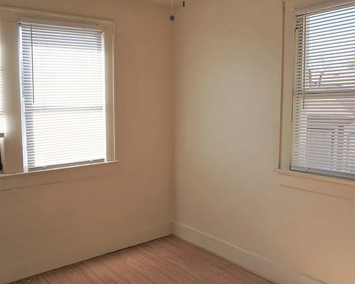 523 SW 26 — Photo 21