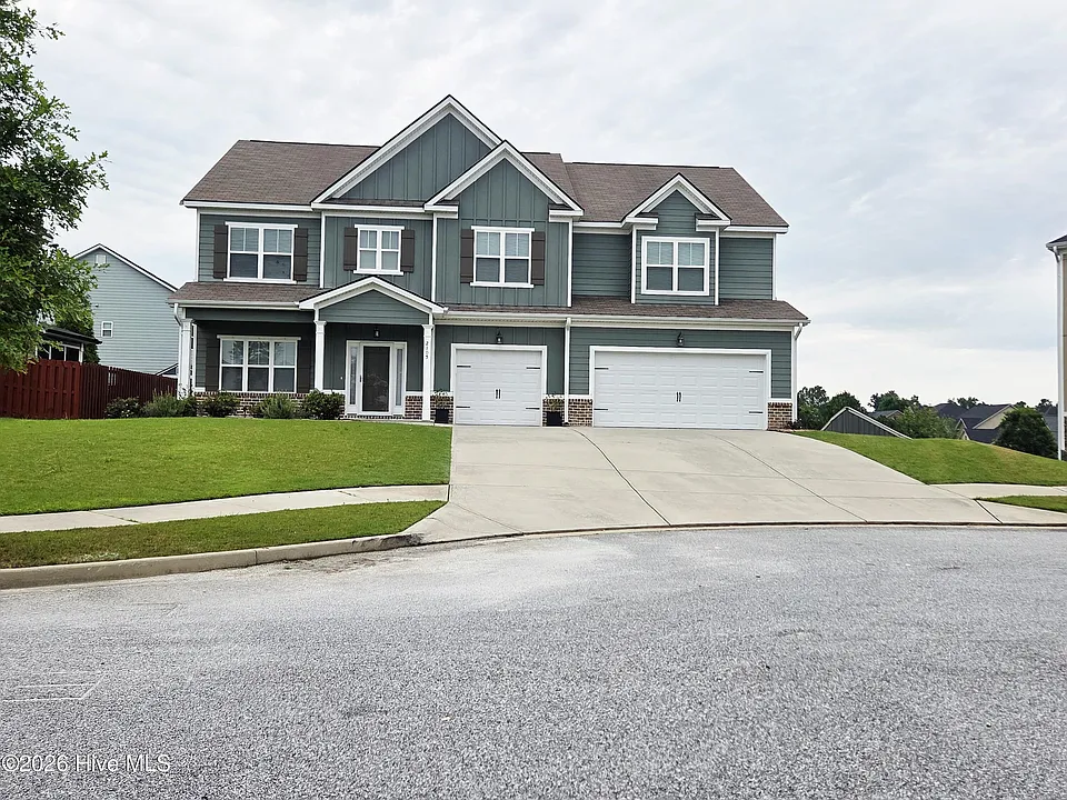 2105 Thornbury Cv