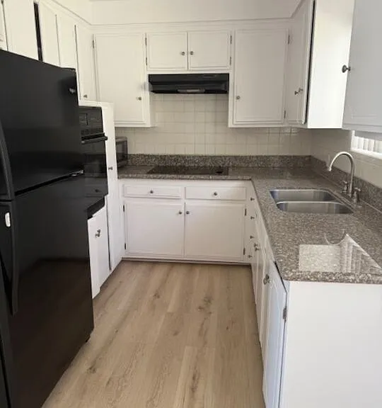 559 Hyde Park Pl #3 — Photo 5