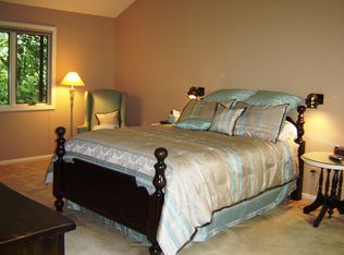 1968 Wallace Rd, Allison Park, PA 15101