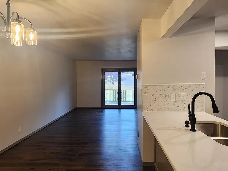 3945 Fairway Hills Dr #1 — Photo 2