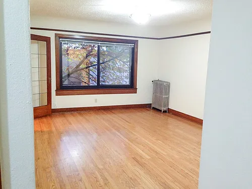 Parkway Apartments Photo 1