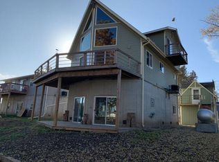 403 Fairlane Dr, Craig, MO 64437