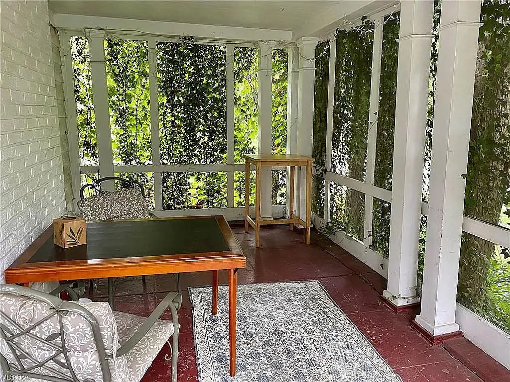 3 bed, 1365 sqft, $1,850 — Photo 4