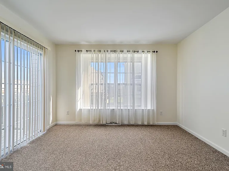 311 Paradee Dr — Photo 12