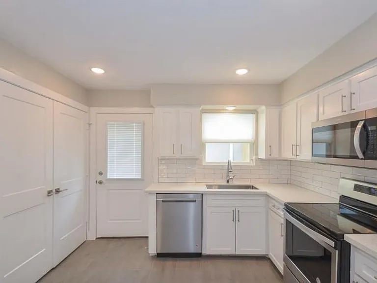 6315 Bowers St — Photo 3