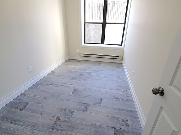 4th image of 31-74 35th St #7R