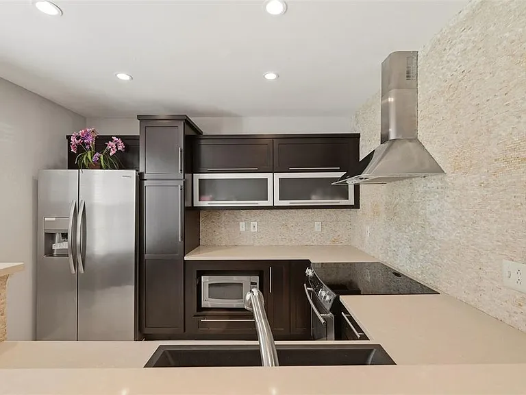 1020 Waterside Dr #1020 — Photo 16
