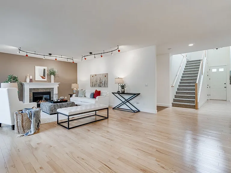 12792 NW Kyla Ln — Photo 25