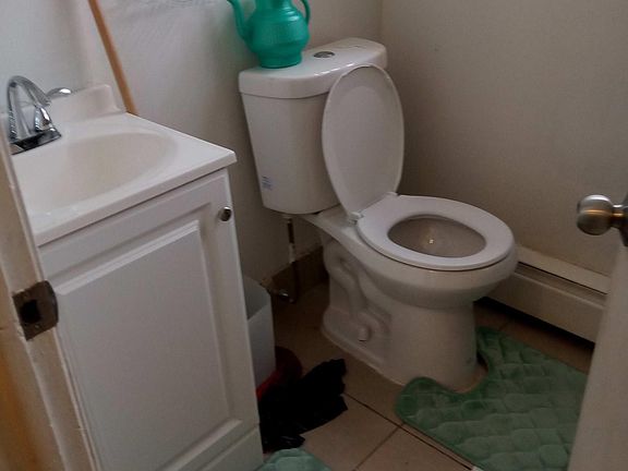 4th image of 6235 N Mozart St APT 4
