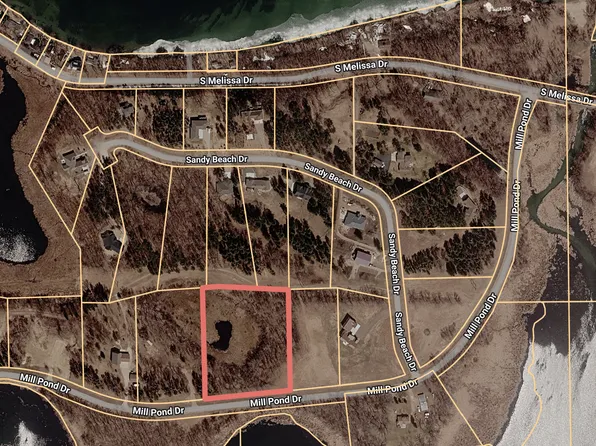 21 Sandy Beach Dr, Detroit Lakes, MN 56501
