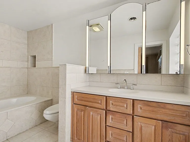 31 Shore Dr — Photo 16
