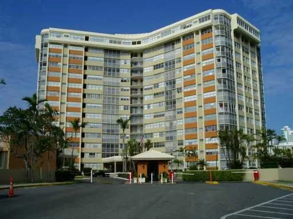 100 Golden Isles Dr APT 811, Hallandale Beach, FL 33009