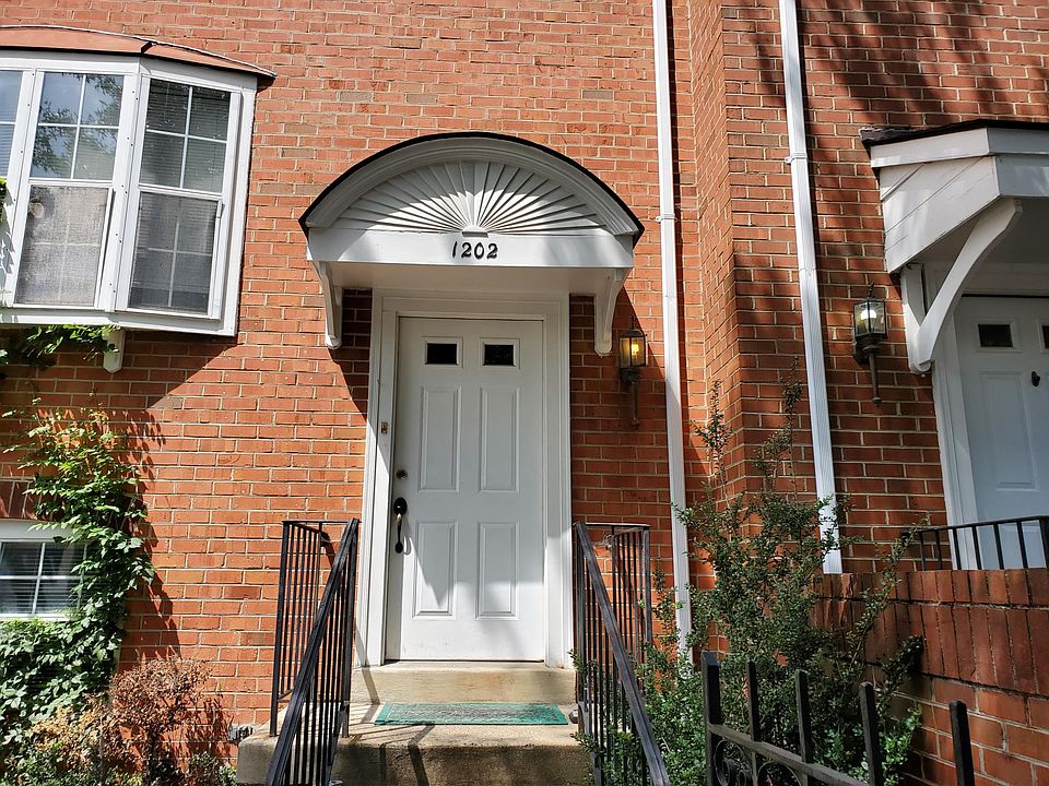 1st image of 1202 N Vernon St