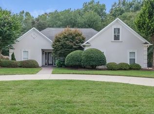 19340 Yachtman Dr, Cornelius, NC 28031