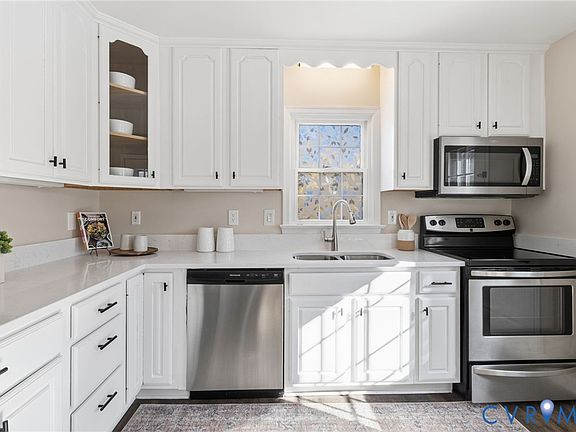 4th image of 2513 London Rd