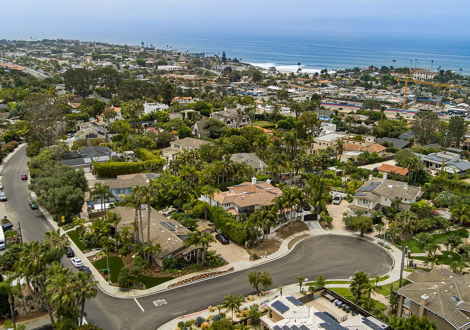 Resort-Style Encinitas Estate With Pool Unfurnished — Photo 3