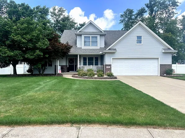 396 Pemberton Dr, Elyria, OH 44035