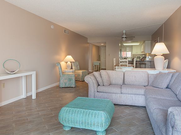 4th image of 220 Young Ave APT 29