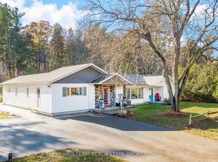 1074 Lafontaine Rd E, Tiny, ON L9M1P9