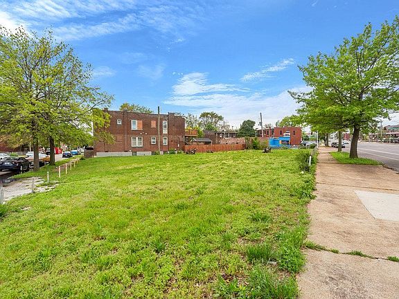 2nd image of 2750 Gravois Ave