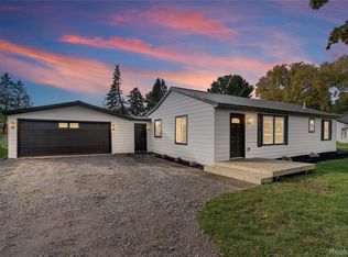 1445 N Seymour Rd, Flushing, MI 48433