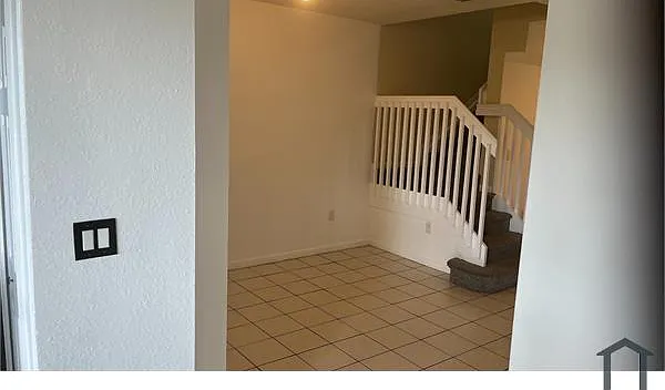 4 bed, 1423 sqft, $3,395 — Photo 4