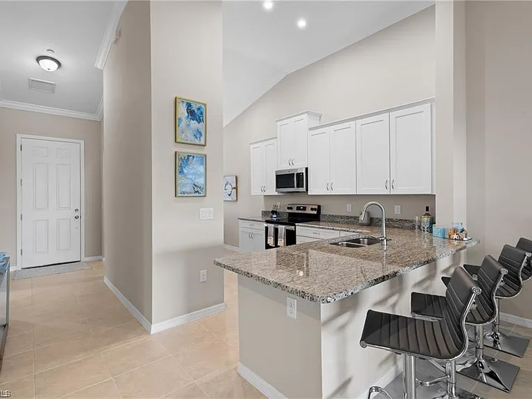 9402 Pocida Ct #204 — Photo 9