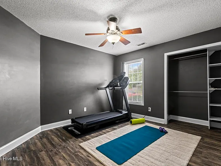 132 Forest Bluff Dr — Photo 13