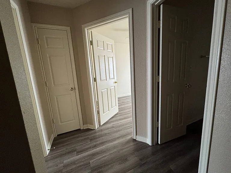 3805 Y S Pak Ct — Photo 12