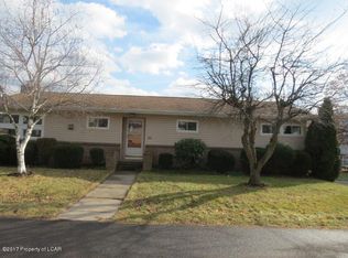 10 E Benjamin Ave, Conyngham, PA 18219