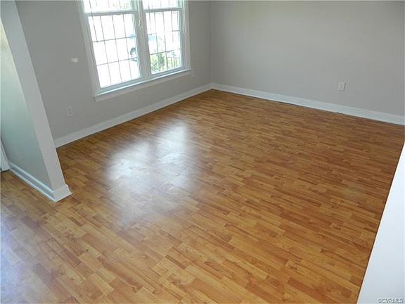 4th image of 2245 Cresthaven Ct #2245