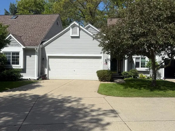 6868 Tangle Wood, Waterford, MI 48327