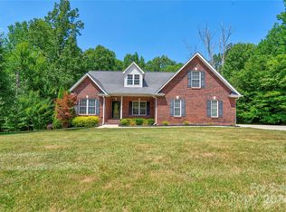 218 Mark Ryan Ln, Dallas, NC 28034