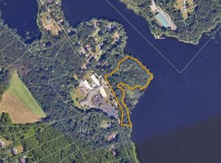 175 Log Rd, Smithfield, RI 02917
