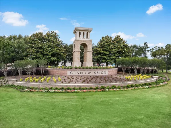 19202 Cannon Hills Ln, Richmond, TX 77407