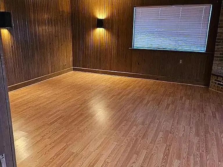 419 N Ballard Ave — Photo 18
