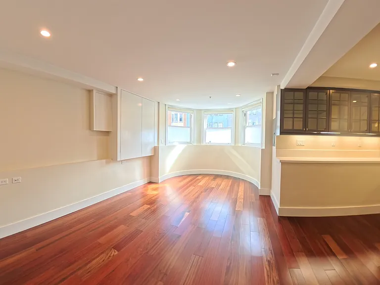 1840 Golden Gate Ave #A — Photo 2