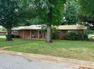 3008 S Shady Lane Dr, Anadarko, OK 73005