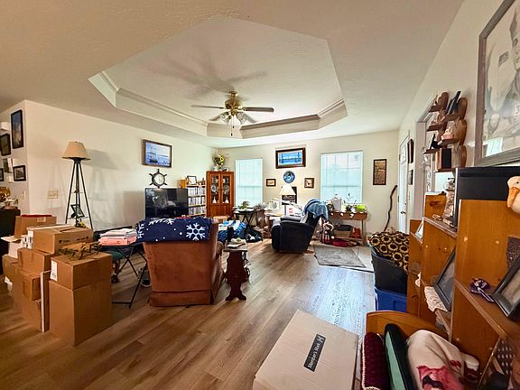 2nd image of 420 & 422 W Bradford Street