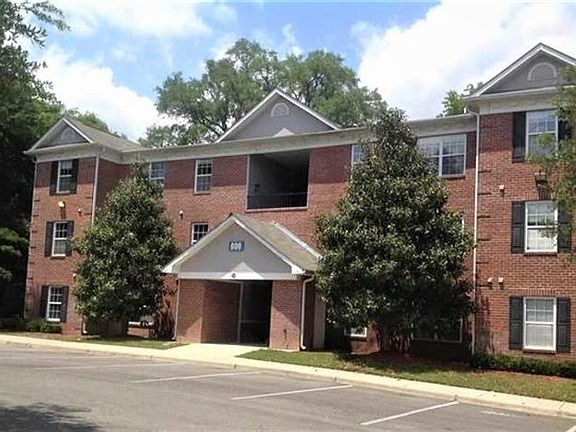 2nd image of 3000 S Adams St #1128
