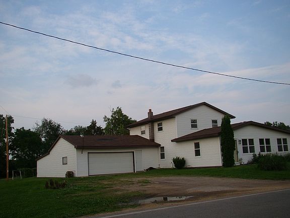 2nd image of 1546 County Road B