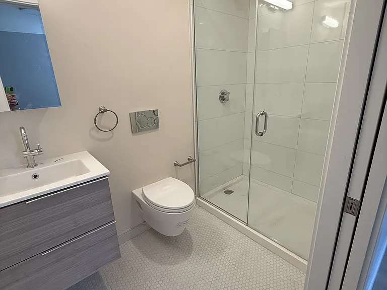 7 Thornley St #3 — Photo 10