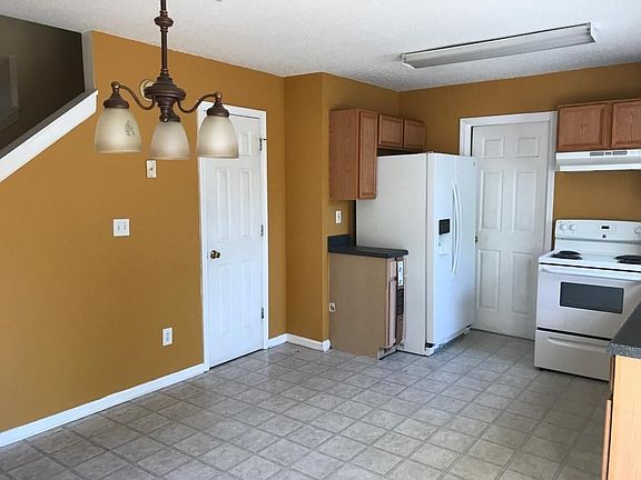 4th image of 1200 Pinelake Dr NW