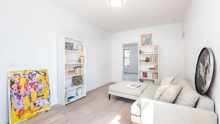 Rented by Nooklyn NYC LLC | media 9
