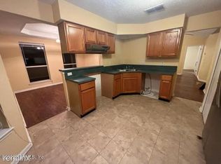 3429R Cozumel Ct, Jacksonville, FL 32225