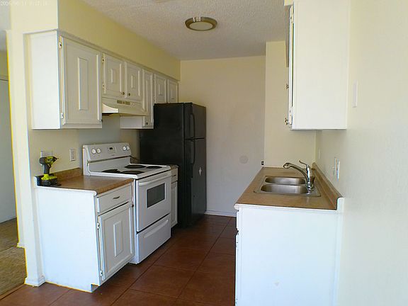 3rd image of 8109 Foxfire Ln APT C