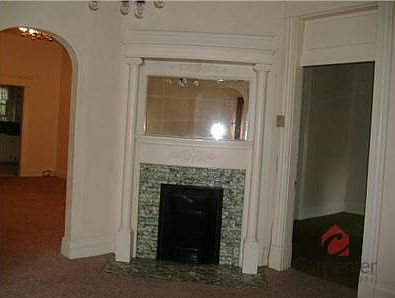 3rd image of 407 W Franklin St