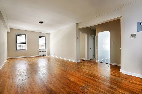 Rented by Waldstar Real Estate LLC | media 48