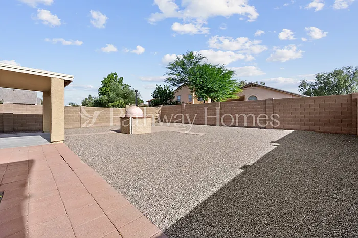 41166 W Sanders Way — Photo 18